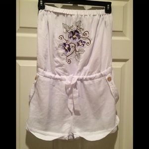 Embroidered white shorts strapless romper